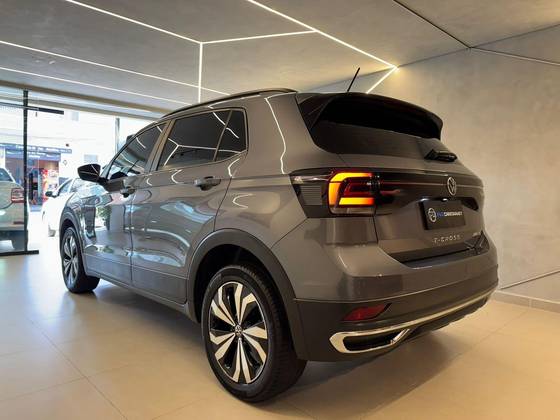 VOLKSWAGEN T-CROSS 1.0 200 TSI TOTAL FLEX COMFORTLINE AUTOMÁTICO VOLKSWAGEN T-CROSS 1.0 200 TSI TOTAL FLEX COMFORTLINE AUTOMÁTICO